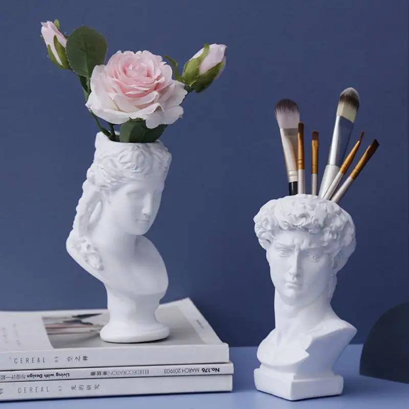 

Resin Vase Home Decoration Makeup Brush Storage Box Pen Holder European Style Decoration David Head Sculpture Model Wedding
