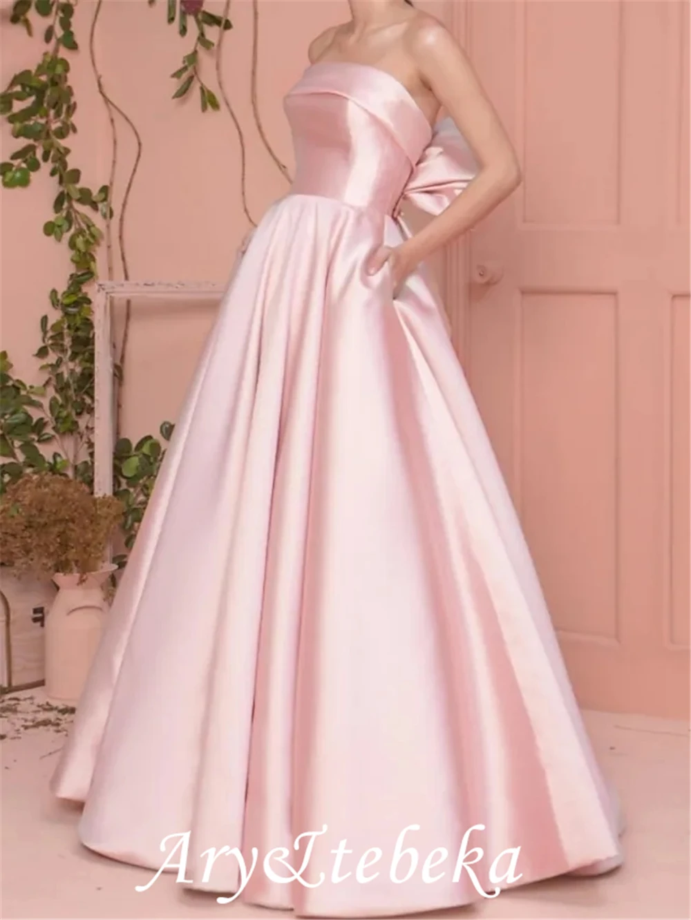A-Line Minimalist Elegant Engagement Prom Dress Strapless Sleeveless Floor Length Satin with Pleats 2021