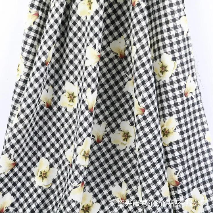 

Factory direct digital elastic double flower Yao printed cloth European and American spring and summer fashion women's fabric