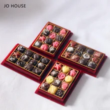 

JO HOUSE Chocolate Gift Box Toy Model 1:12 1:6 Dollhouse Minatures Model Dollhouse Accessories
