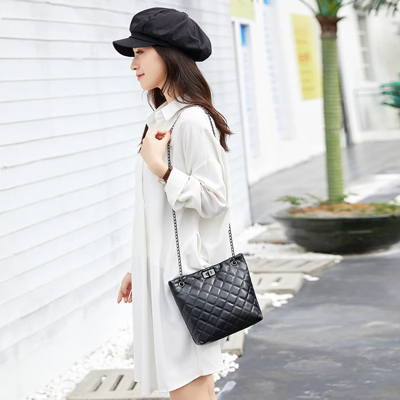 

Graceful Rhombus Chain Bag Women's 2019 New Style WOMEN'S Bag High Grade Sense Soft Leather Bucket Bag Shoulder Bag