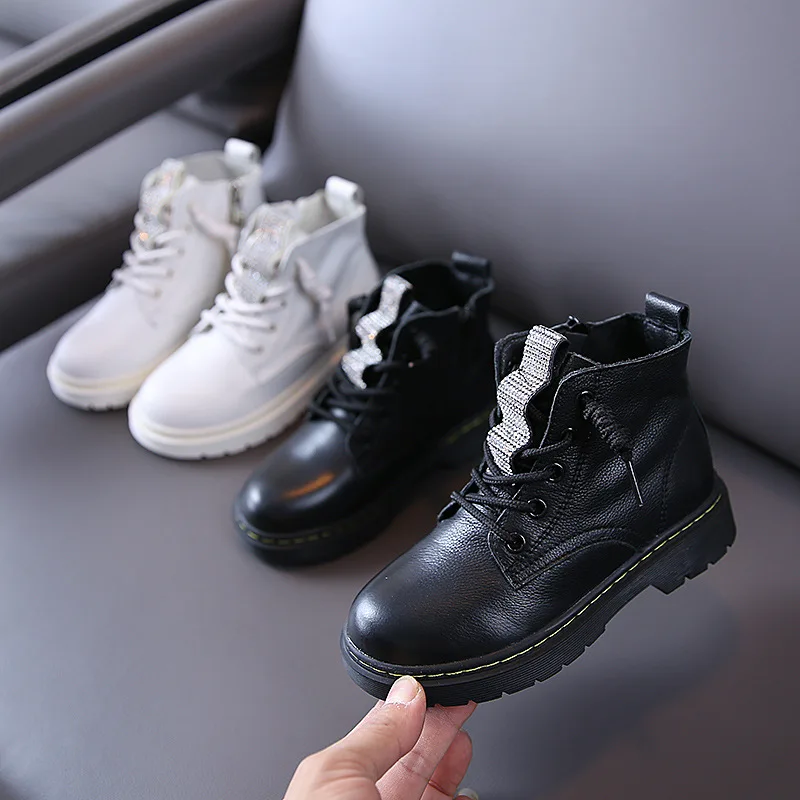 

Cowhide Children Ankle Boot Non-slip Shoes Genuine Leather 2020 Girls Snow Boots Kids Winter Martin Boots Boy Warn School Shoes