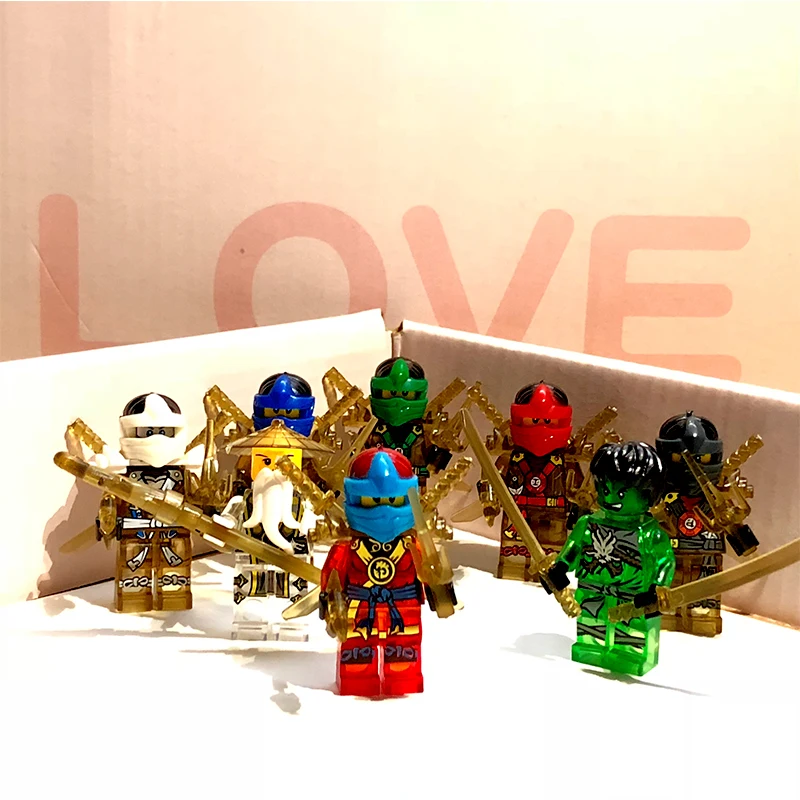 

8 types Compatible Ninjaed Crystal transparent Figures LIoyd Zane KAI JAY COLE ZANE Master Wu Set Building Blocks children toys
