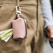 Портативный дозатор для собак и кошек, кожаный держатель для мусора, маленький инструмент для собак и кошек, товары для домашних животных Портативный дозатор для собак и кошек, кожаный держатель для мусора, маленький инструмент для собак и кошек, товары для домашних животных