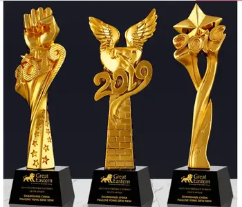 

gold plated metal crafts gifts customized wholesale crafts customization World Cup Free engraving World Cup