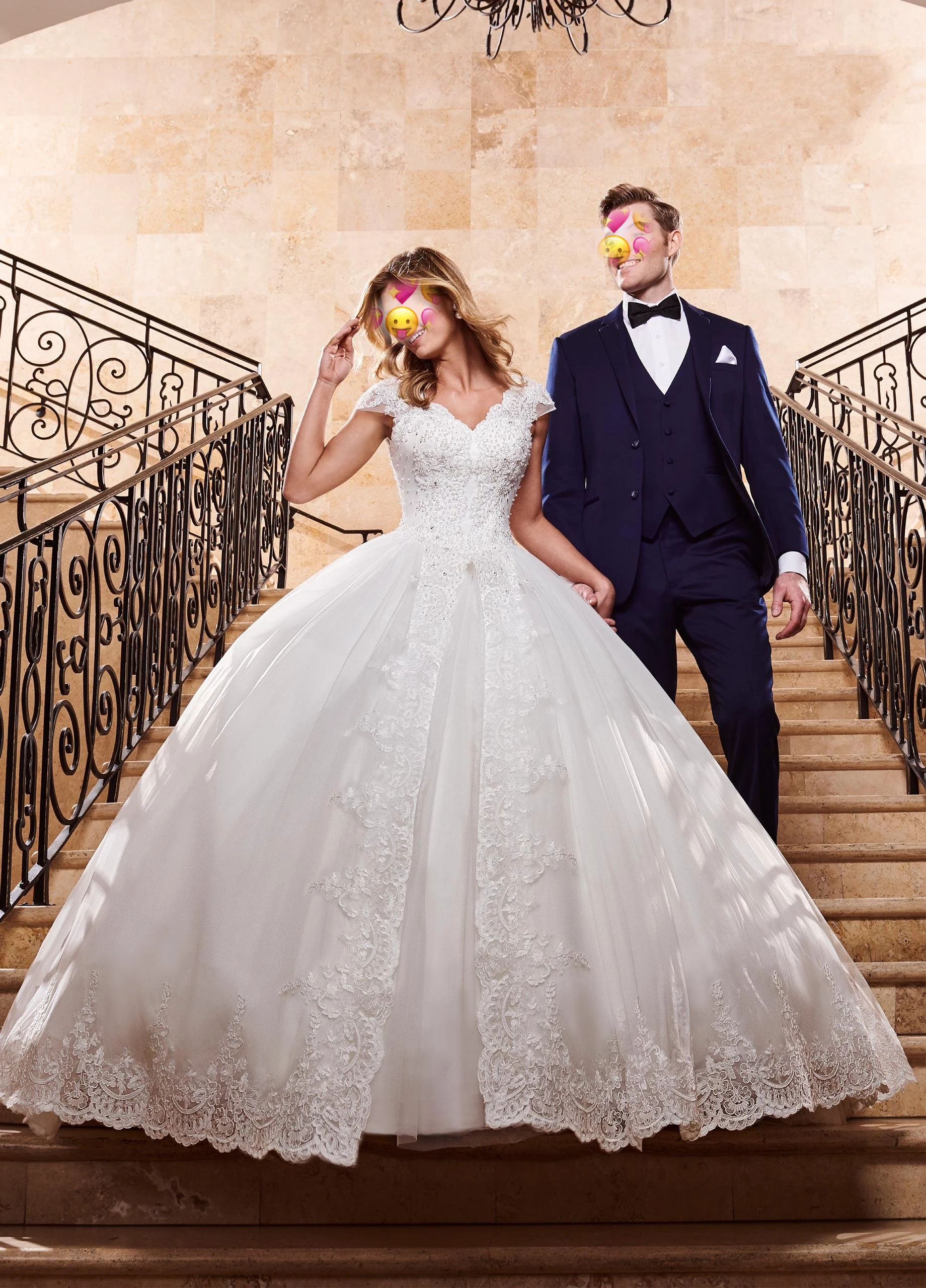 

Princess Wedding Dresses Cap Sleeve Vestido Noiva Ball Gown Illusion Bridal Dresses Organza Appliques