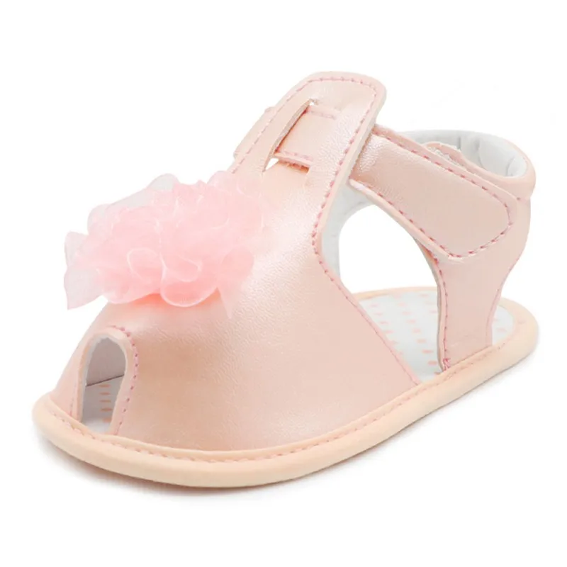 Летняя обувь для маленькой девочки малыш девочка Bebe Твердые вечерние детская обувь для младенцев Цветок День рождения ПУ детские мокасины 0-18 месяцев