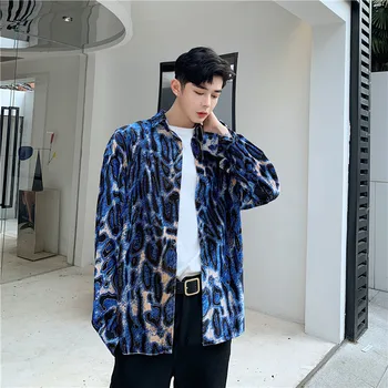 

Male Streetwear Hip Hop Fashion Loose Casual Shirts Men Vintage Long Sleeve Velvet Print Shirt Cardigan Coat