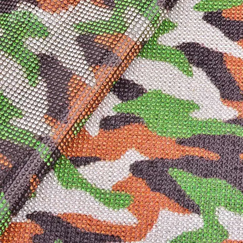 JUNAO 24*40 см, блестящие разноцветные стеклянные стразы, сетчатая отделка, горячая фиксация, Кристальные тканевые листы, Стразовая лента для аппликации, для одежды, рукоделия - Цвет: Camouflage Green