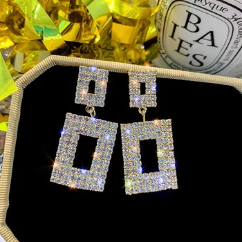 

2020 Bling Lxury Shining Crystal Drop Earrings Square Rhinestone Dangle Earrings for Women Wedding Party Jewelry