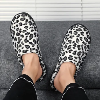 

Slippers women Leopard Plus size 43-47 Winter Home warm shoes woman Non slip Memory Foam House women slippers Superstar Soft