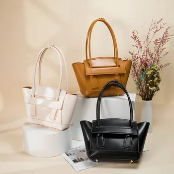 

2020 new wing bag single shoulder diagonal cross bag portable women's bag purses and handbags luxury designer designer bag