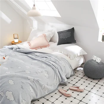 

White clouds gray Bedspread Fleece Blanket Winter Warm Soft Flannel Blankets for Sofa Sofa Blanket Bed Cars Portable Home Decors