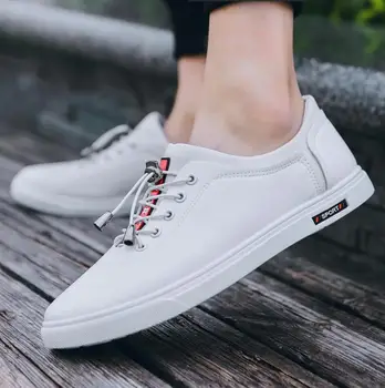 

Men Sneakers Summer Breathable Krasovki Shoes Super Light Sports Shoes Male Tenis Masculino white sneakers zapatillas deportivas
