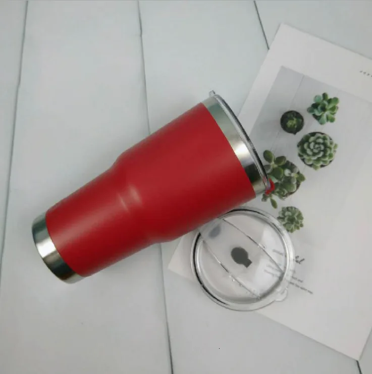 900ml Large Capacity Water Bottle Insulated Portable Stainless Steel Water Bottle For Outdoor Sports Travel Drinking Supplies - Цвет: red