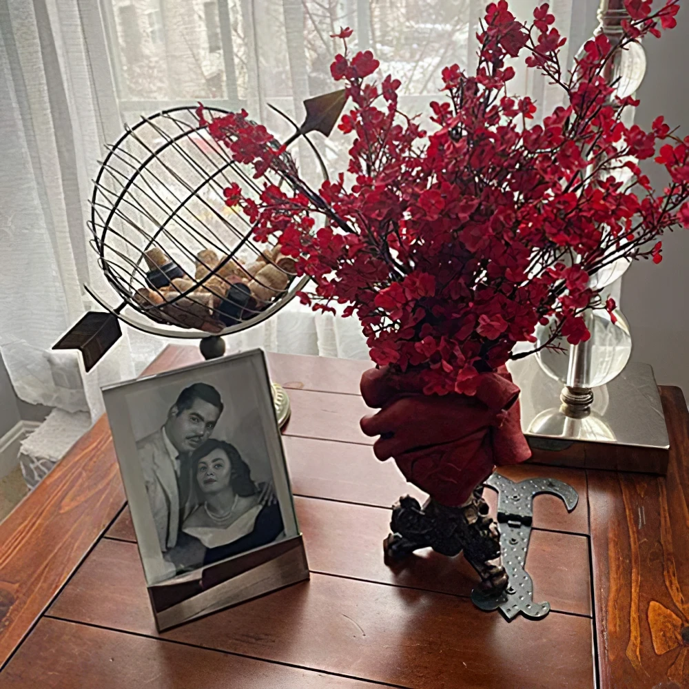 Anatomical Heart Vase Resin Flower Pot Desktop Ornament Home Shelf Table Decor 