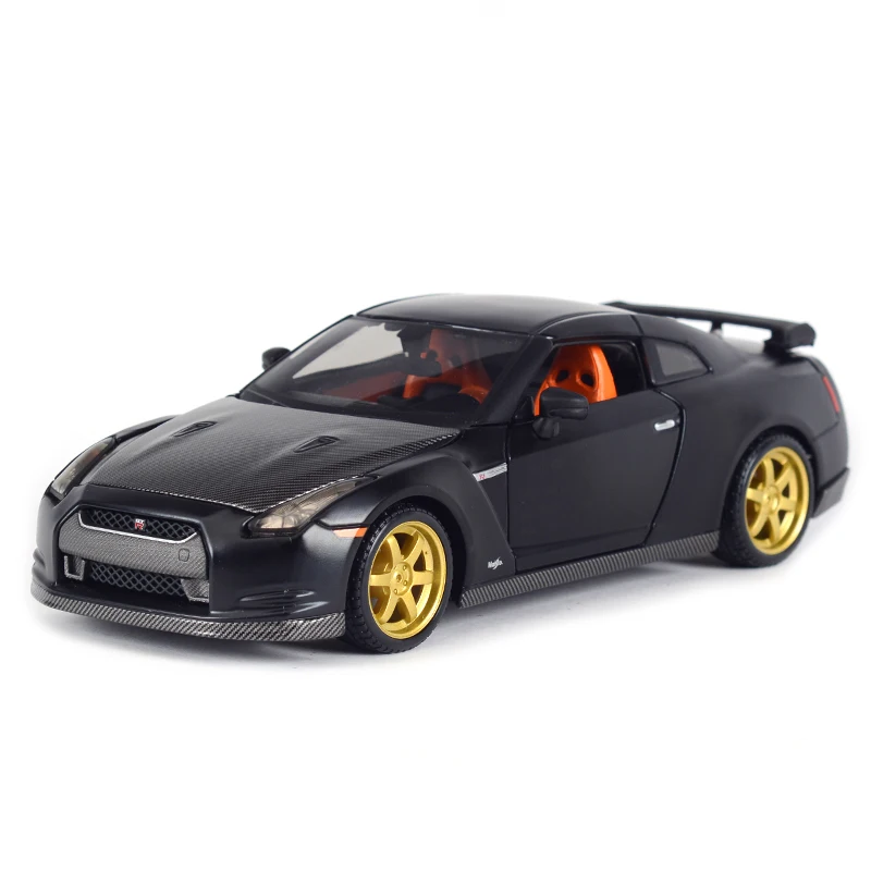Коллекционная модель спортивного автомобиля Maisto 1:24 Nissan 2009|Наземный транспорт| |