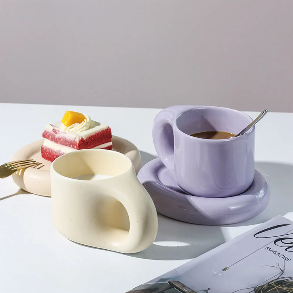 

300ml/320ml Ceramic Coffee Cup Creative Nordic Home Decoration with Handle Base for Latte Espresso Cappuccino Hot Milk Mug Gifts