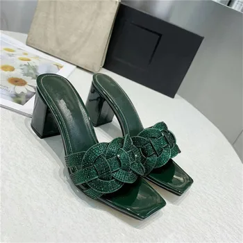 

2020 Luxury Crystal Weave Designer Women Slippres Runway Brand Square Toe Heels Shoes Ladies Summer Casual Beach Sandals Shoes