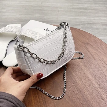 

PU Leather Small Chain Crossbody Bags For Women 2020 Solid Color Shoulder Handbags Female Travel Solid Color Cross Body Bag