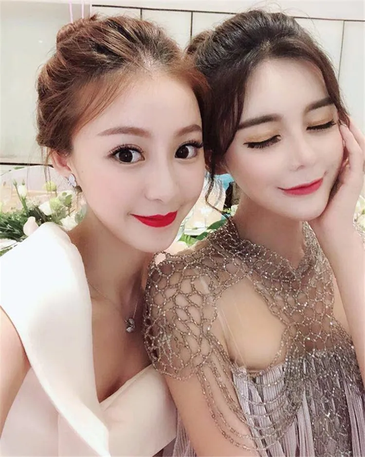 Industrial Beaded Bracelet Shawl Pleated Dress Holiday Banquet Party Evening Gown Women's New Style Party Dress