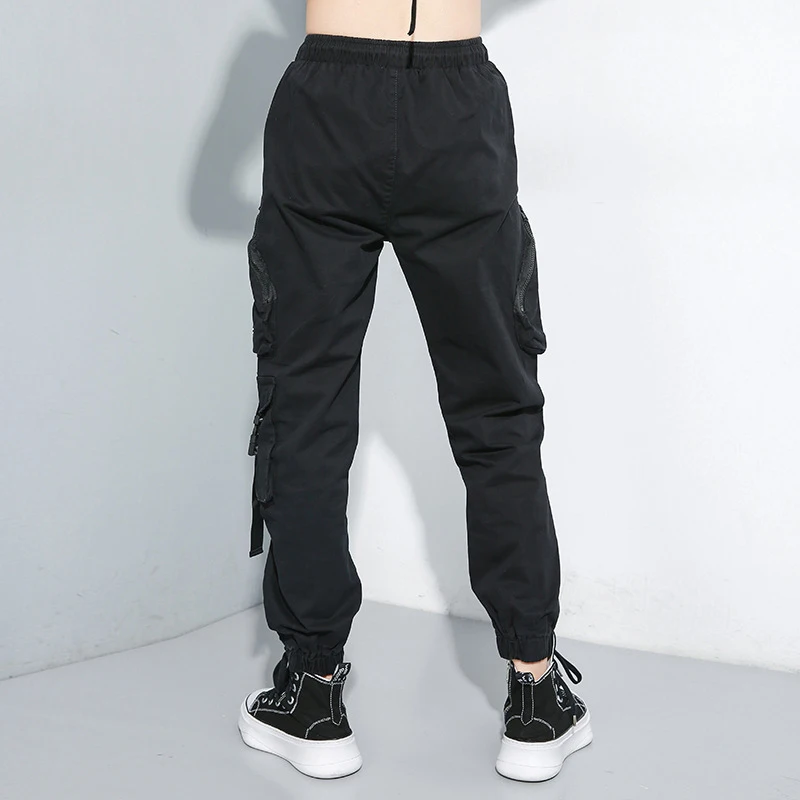 [EAM] Черные Брюки с высокой эластичной талией и карманами, новинка, свободные брюки, женские модные брюки, весна-осень, 1A703