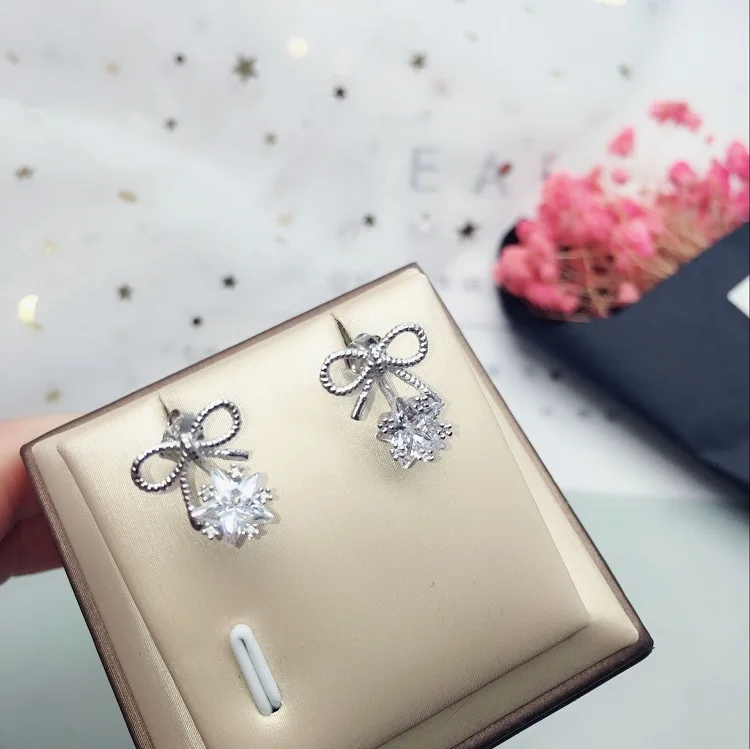 

925Sterling Silver Earrings Fashion Joker Bows Square Rhinestone Drop Earrings Free S