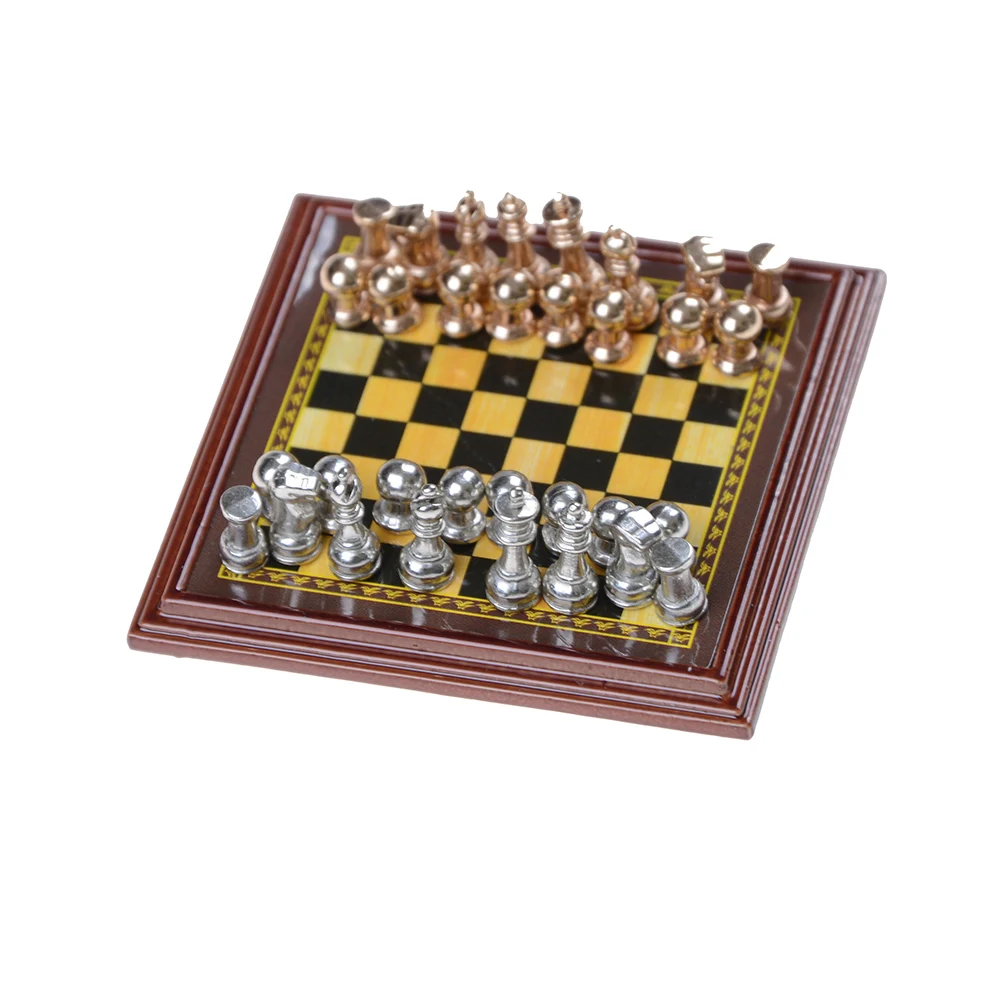 Chess Set Classic Mini Zinc Alloy Chess Model Pieces Chessboard Game Set