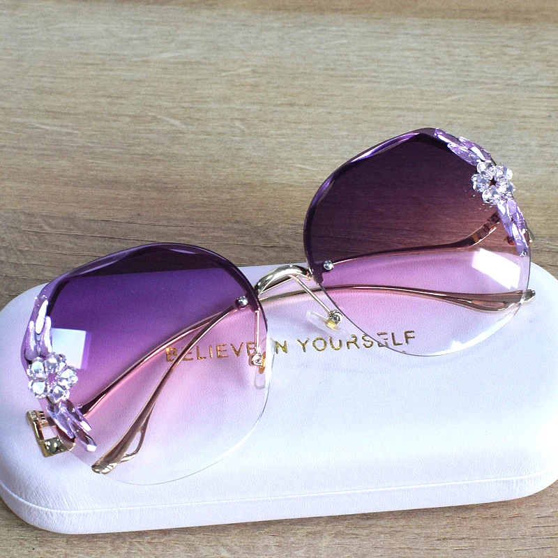 rose gold sunglasses Diamond Oversize Vintage Sunglasses Women 2021 Lunette De Solei Femme Sun Glasses Rimless Rhinestone Oculos De Sol Feminino 2022 designer sunglasses for women