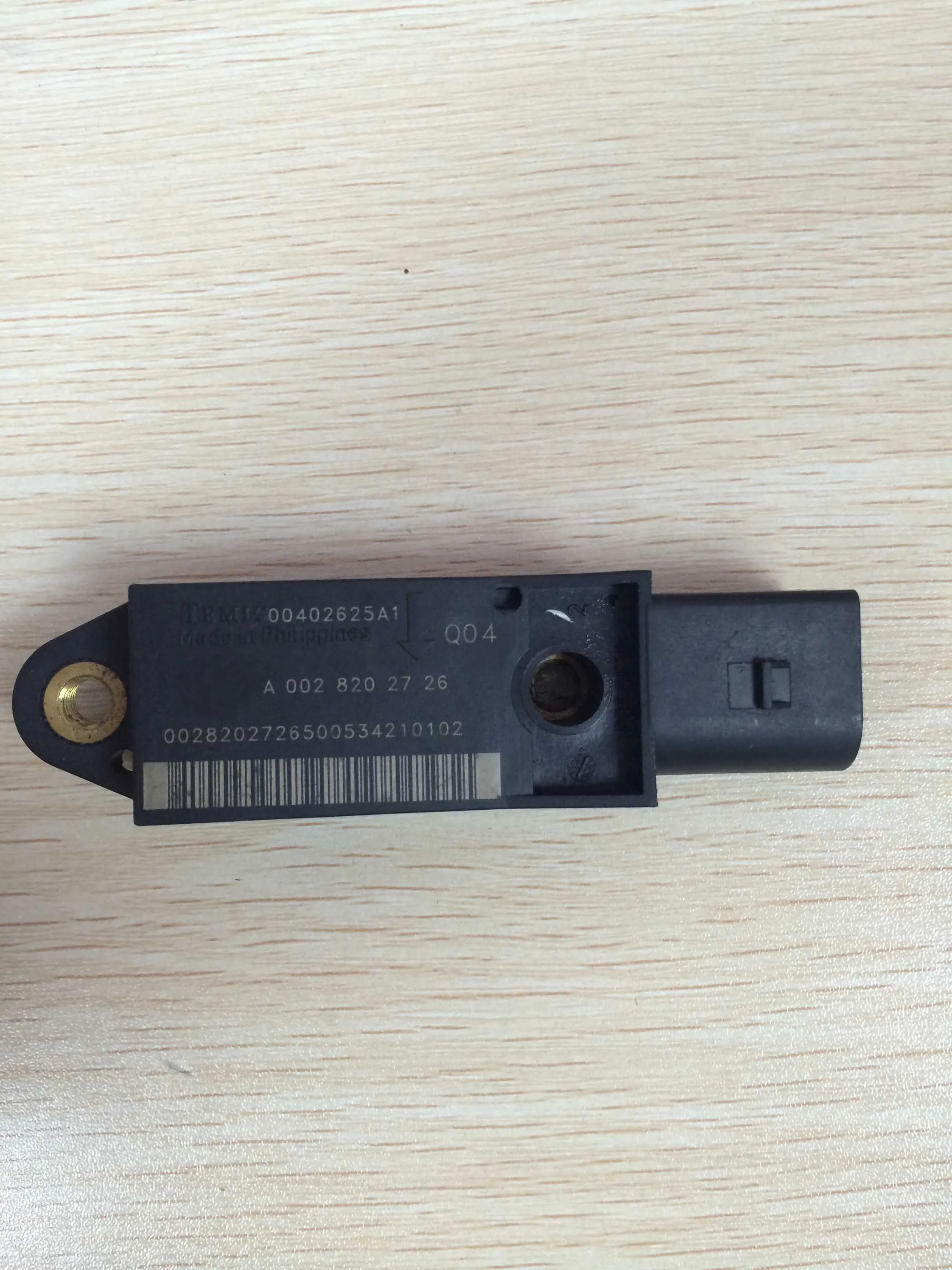 Оригинальный датчик A0028202726 удара подушки безопасности подходит для Mercedes Benz W211 W219