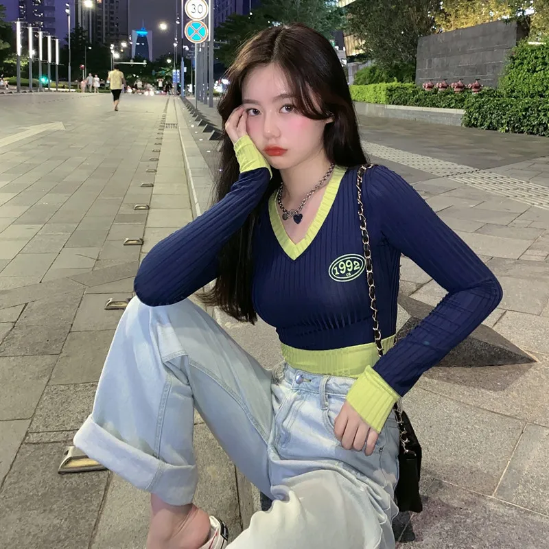 

New Style in Autumn and Winter 2020 Women's Knitted Pullover Large Size Sweater Hong Kong Style Slim Sexy Top Fat Bottomed Shirt