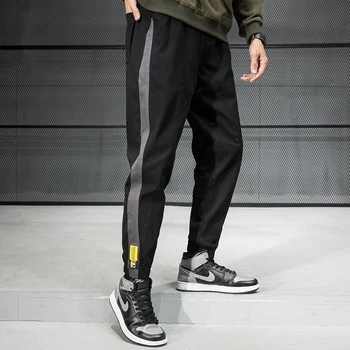 

Fashion Streetwear Men Jeans Black Color Stripe Spliced Designer Denim Cargo Pants Loose Fit Hip Hop Jogger Jeans Men Sweatpants