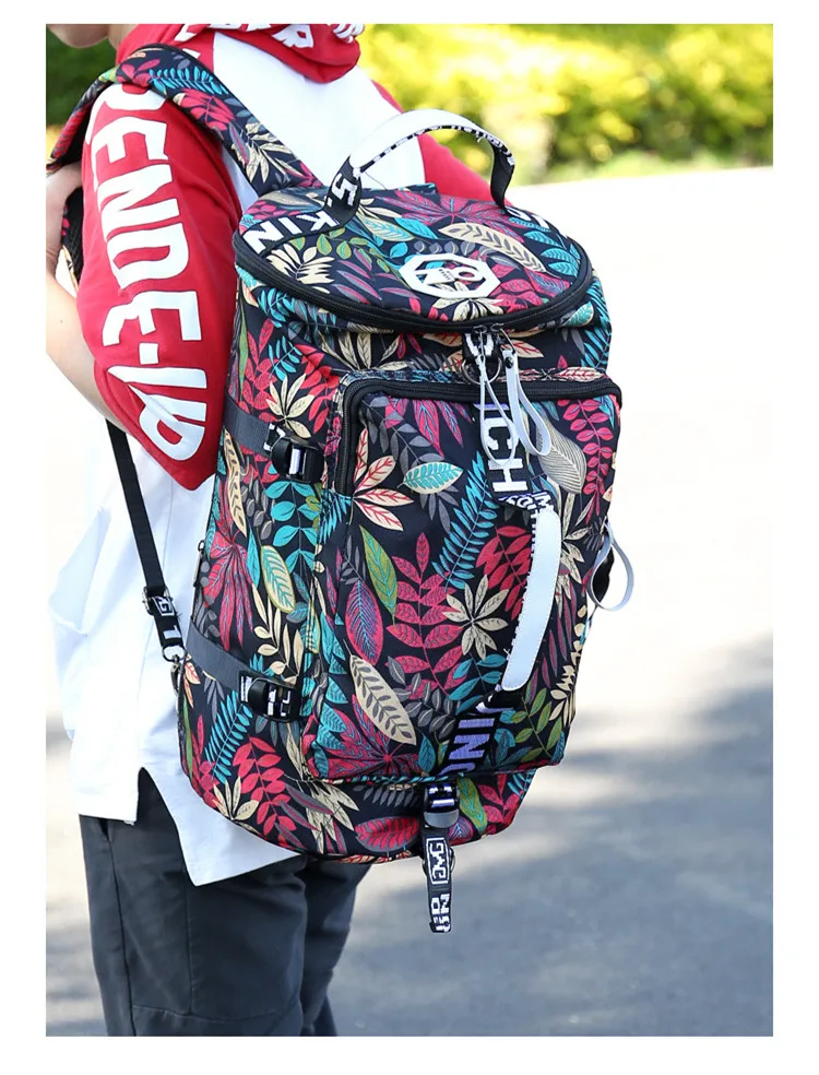 11121685971_1303980520