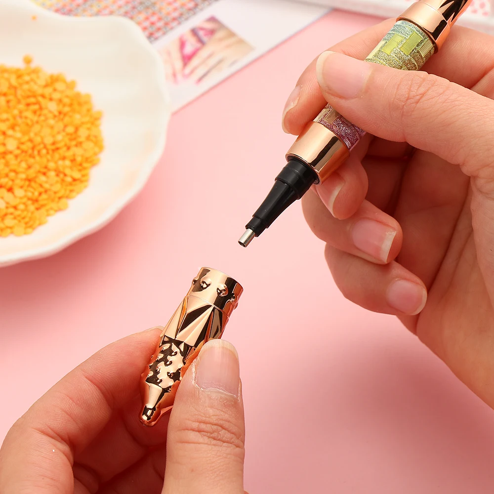 Diamond Painting Pen Diamond Painting Accessories Glitter Diamond Sparkle Point Drill Pens Cross Stitch Embroidery 5D Diamond Painting Pen DIY Craft Nail Art Painting