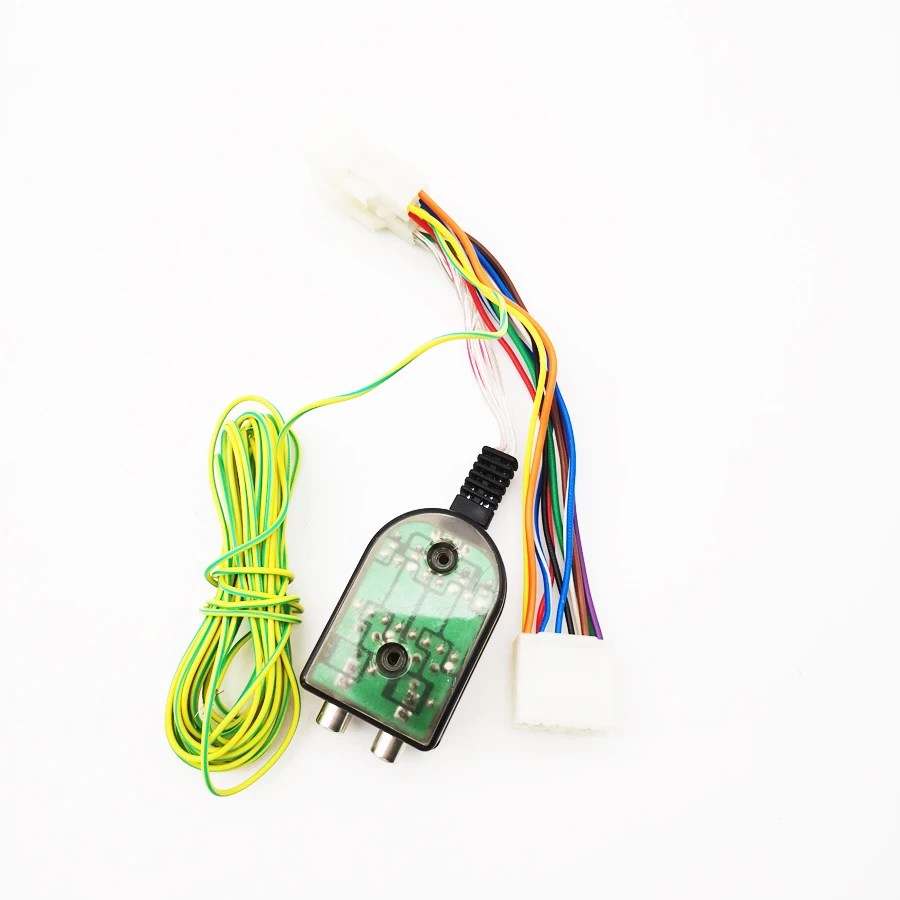 Рисунок 3 - Внешний усилитель RCA кабели конвертер