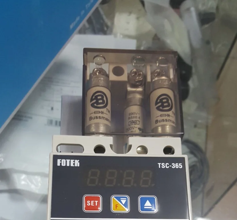 Taiwan Yangming FOTEK power Conditioner TSC-365