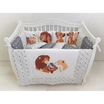 

Комплект в кроватку "Король лев" Комплекты в кроватку 2