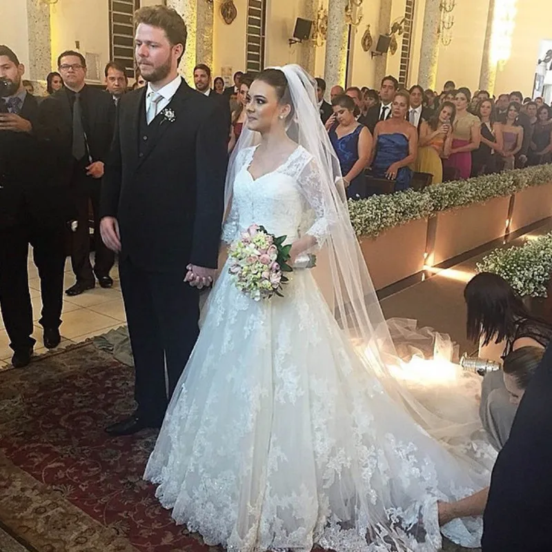 

Custom Made 2018 Long Sleeve White Lace Bridal Gown With Long Veils Chapel Train vestido de noiva mother of the bride dresses