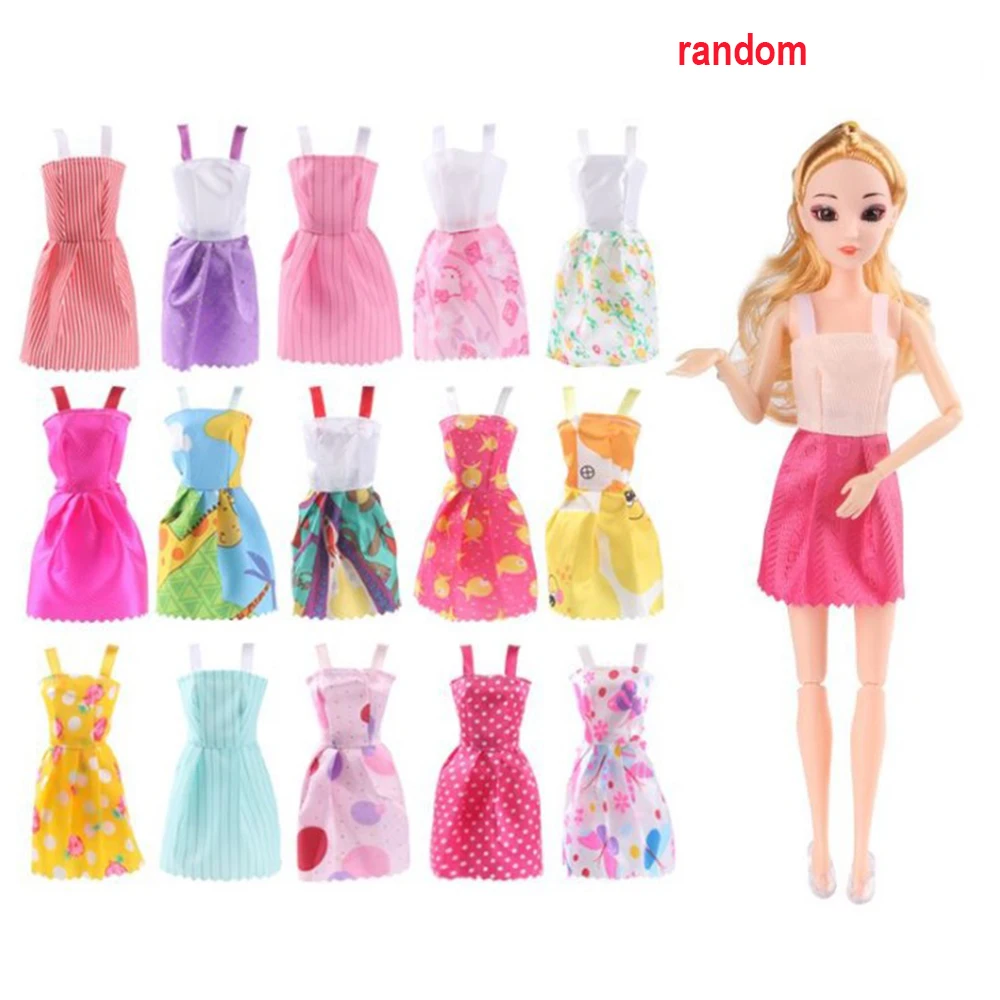 

Random 5/10 /16PCS Mixed Sorts Handmade Different Colourful Fashion Dress Cute Cool Clothes For Barbie Doll Accessories Girl Toy