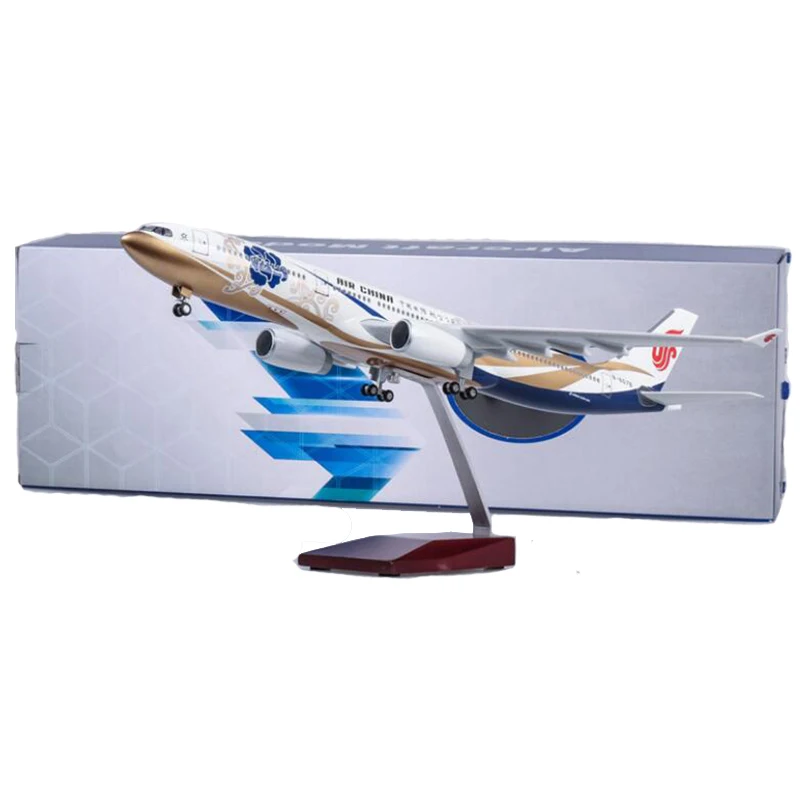 47 см 1:135 шкала Airbus A330 авиакомпания Китай авиакомпания модель самолета сплав Airframe W шасси и светильник игрушки самолет