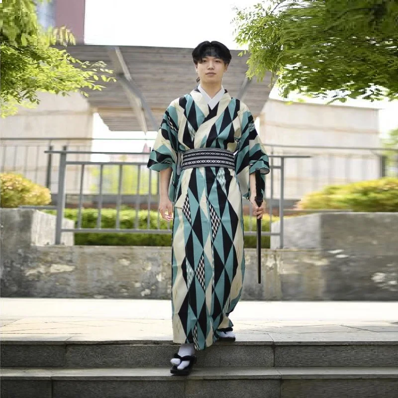 Costume Japanese Kimono Man Samurai Cosplay Karate Kimono Japones Yukata Haori Men Traditional Japanese Mens Clothing FF2605