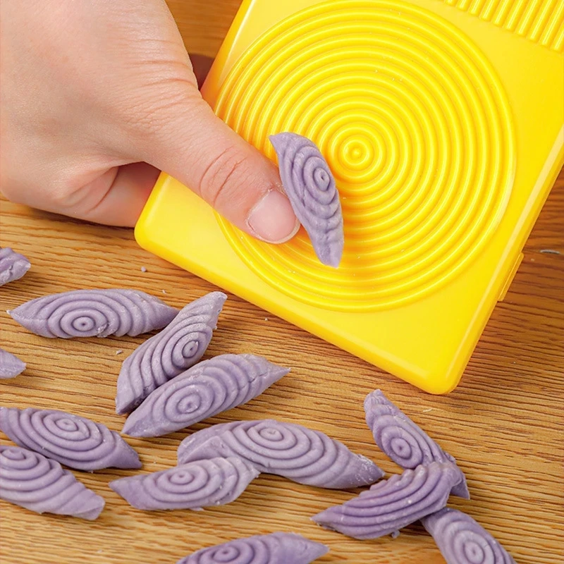 Multifunctional Spaghetti Macaroni Maker Pasta Maker Noodle Machine DIY Macaroni Making Planchette Mold Kitchen Gadgets