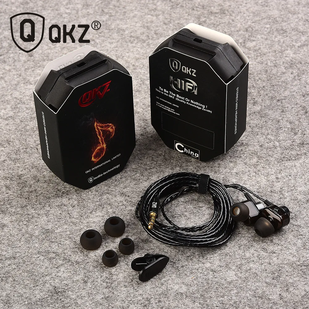 QKZ DM8 Earphones In ear Dual Unit Earphones HiFi Subwoofer Wired Earphones for iPhone Samsung Mobile Phone Tablet MP3 Player
