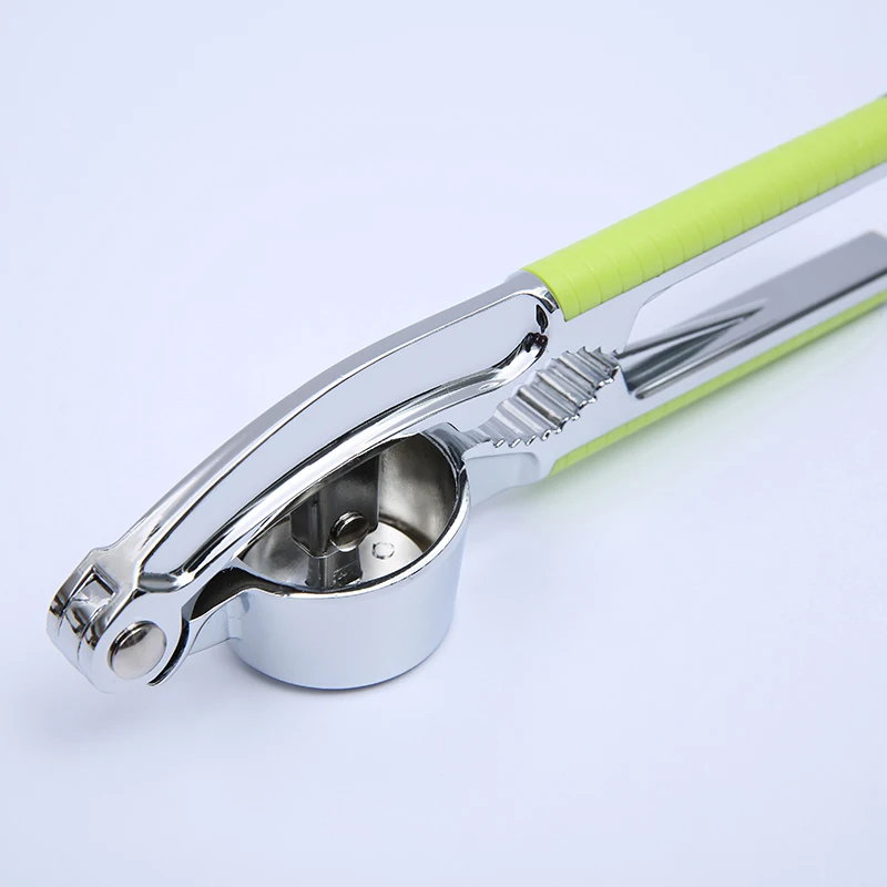 2 in 1 Garlic Ginger grinder+ nutcracker Crushed walnuts Hand garlic Press Squeeze Juicer Presser Crusher kitchen accessories