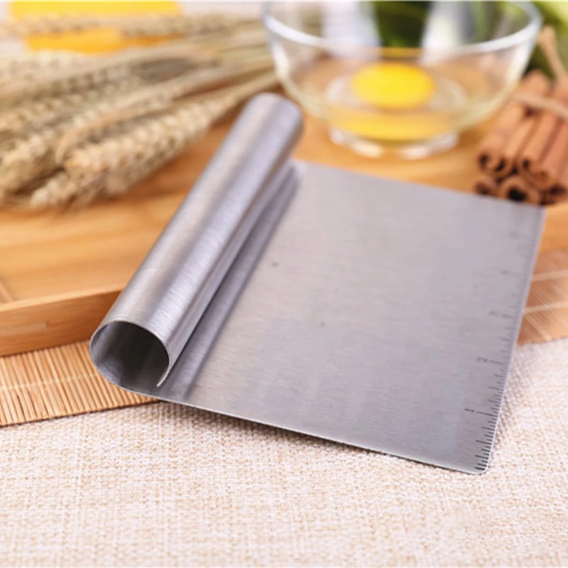 Flour Scraping Baking Tool Stainless Steel Design Kitchen Tool with Scale Cutting Knife Fondant Cake Baking
