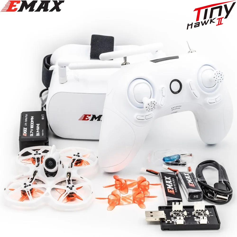 Enfant pilotant un mini drone FPV pas cher avec lunettes, achat facile en ligne