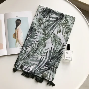 

New style luxury matching quality scarf Women autumn and winter cotton Print silk scarf Fashion lady cotton material Beach Shawl