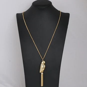 

New European and American Style Exaggerated Personality Delicate Bird Parrot Shape tassels Open Long Necklace Sweater Chain