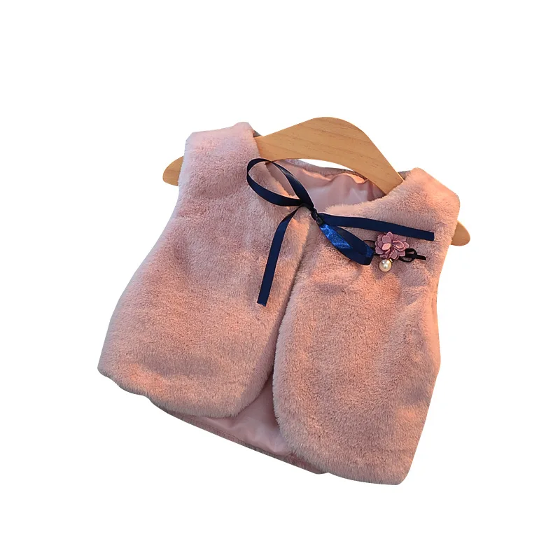 12492847077_953639034