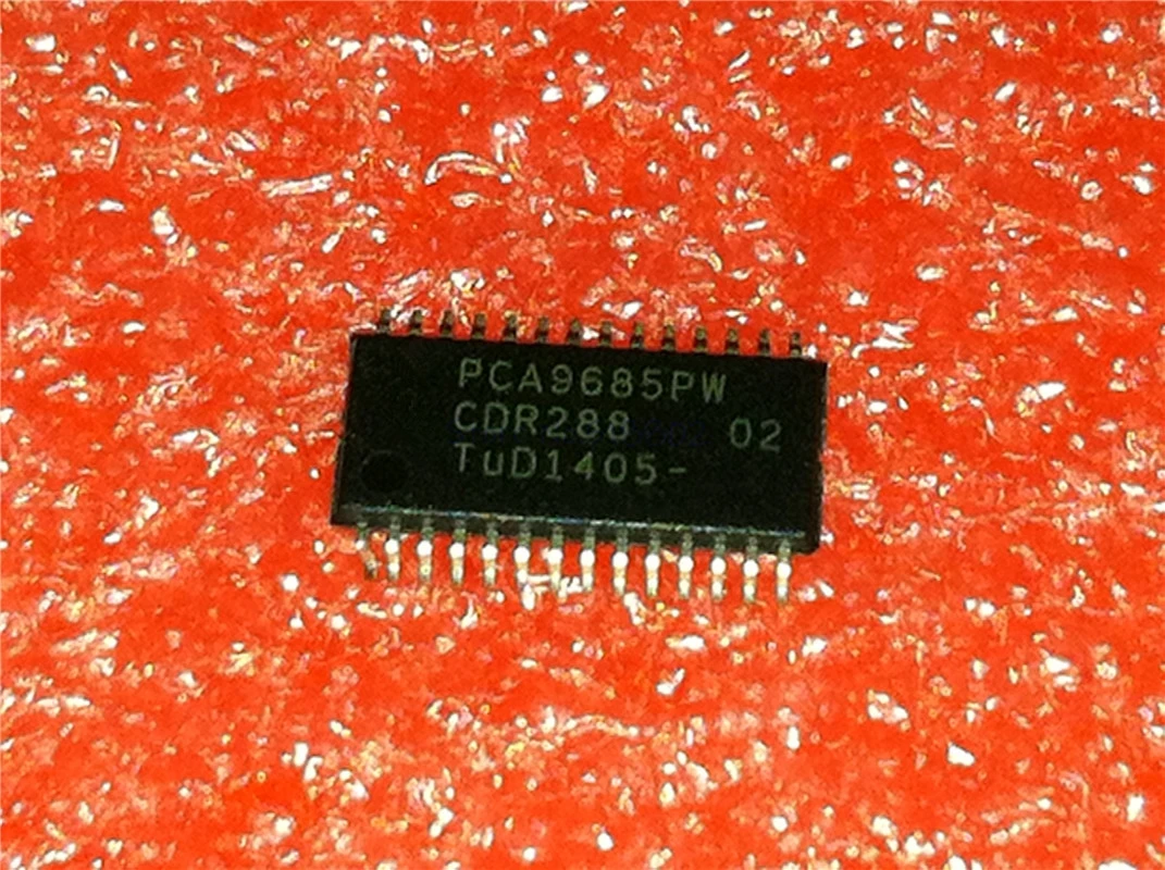 10 шт./лот PCA9685PW TSSOP28 PCA9685 TSSOP SMD PCA9685P в наличии на складе